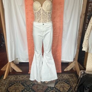 - Free People "Just Float On" Flare Jeans white size 29 boho